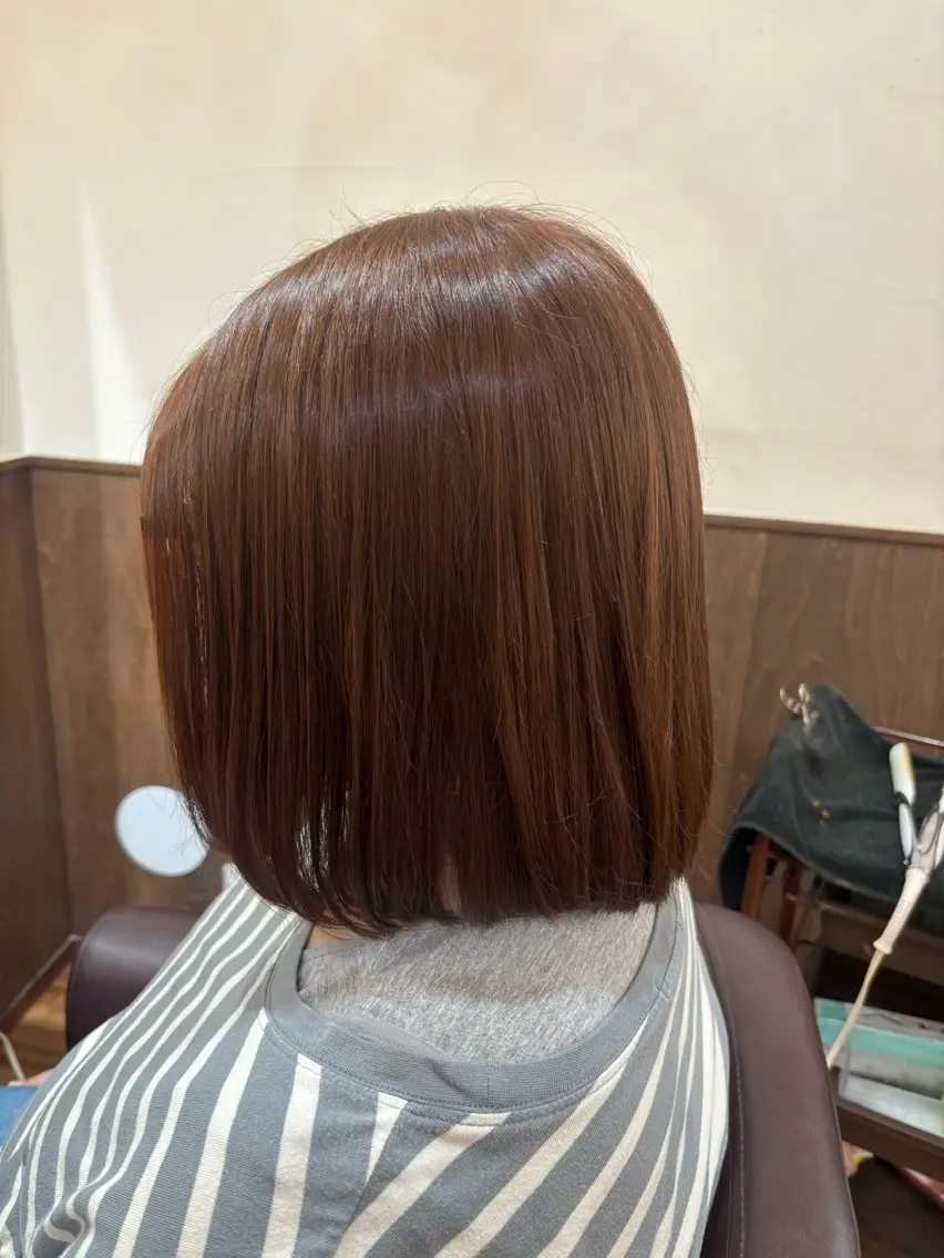 カラー ブラウンカラー ピンクカラー 高山 愛来のヘアスタイル
