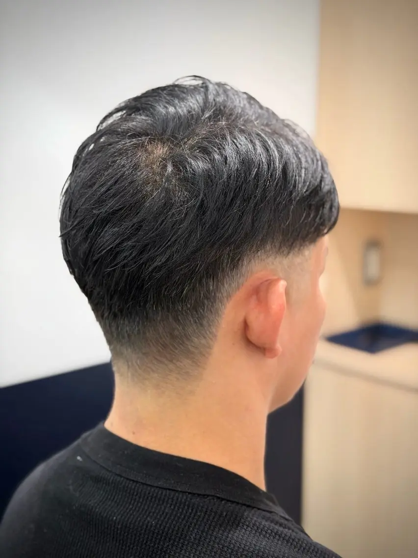 ショート メンズ フェードカット メンズパーマ カット 【23時まで営業!】 知念 新菜のヘアスタイル