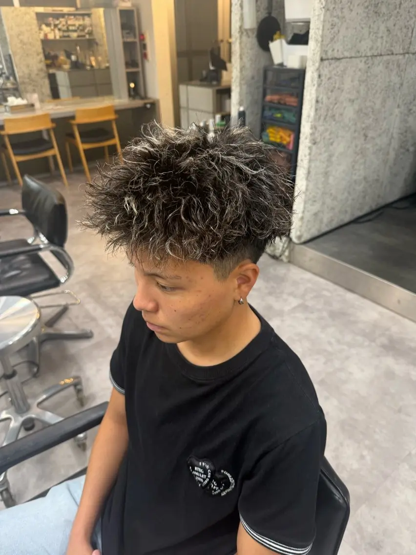 カラー パーマ メンズ カット ヘアカラー パーマ 【fifth】 小林直弥のヘアスタイル