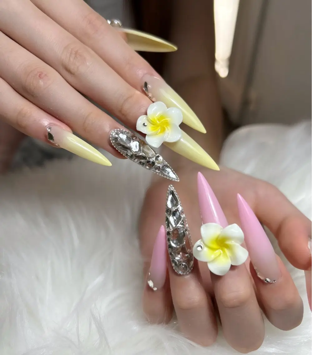 ネイル アートネイル オーロラネイル チークネイル 長さ出し フットネイル Chan nailsのネイルデザイン