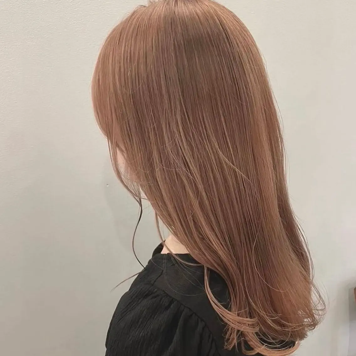 セミロング 特化✨透明感カラー 白髪染め✨住田緋菜のヘアスタイル