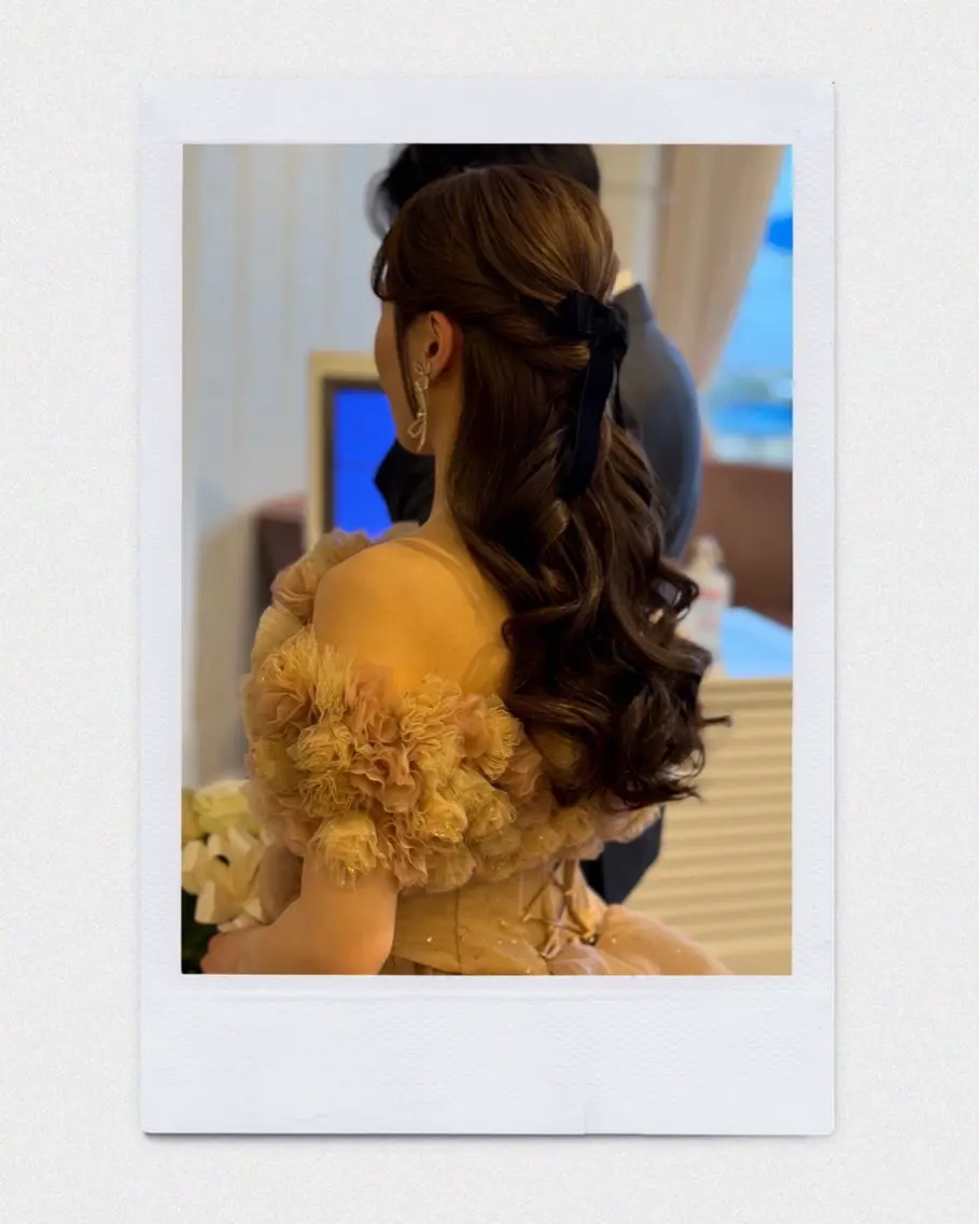 ヘアアレンジ ハーフアップ T'enet ティネットのマツエク・マツパデザイン