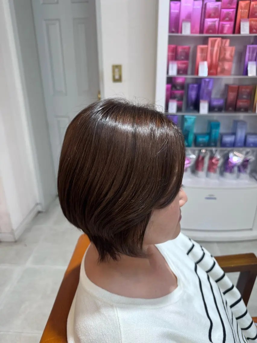ショート カラー ヘアカラー 戸張 渚のヘアスタイル