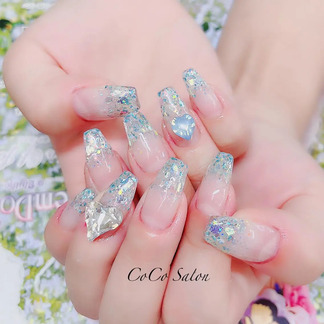ネイル ブルー 成人式 長さ出し ジェルネイル グラデーション ハンドネイル CoCoSalon ネイル/まつ毛予約のネイルデザイン