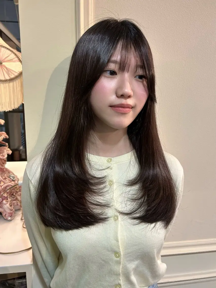 ロング カラー レイヤーカット 'AXIS🪐 Rinのヘアスタイル
