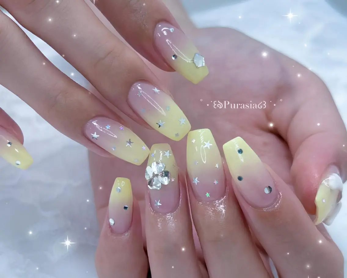 ネイル 韓国ネイル 持ち込み ワンホンネイル 🪞Purasia. nail|肌管理💎のネイルデザイン