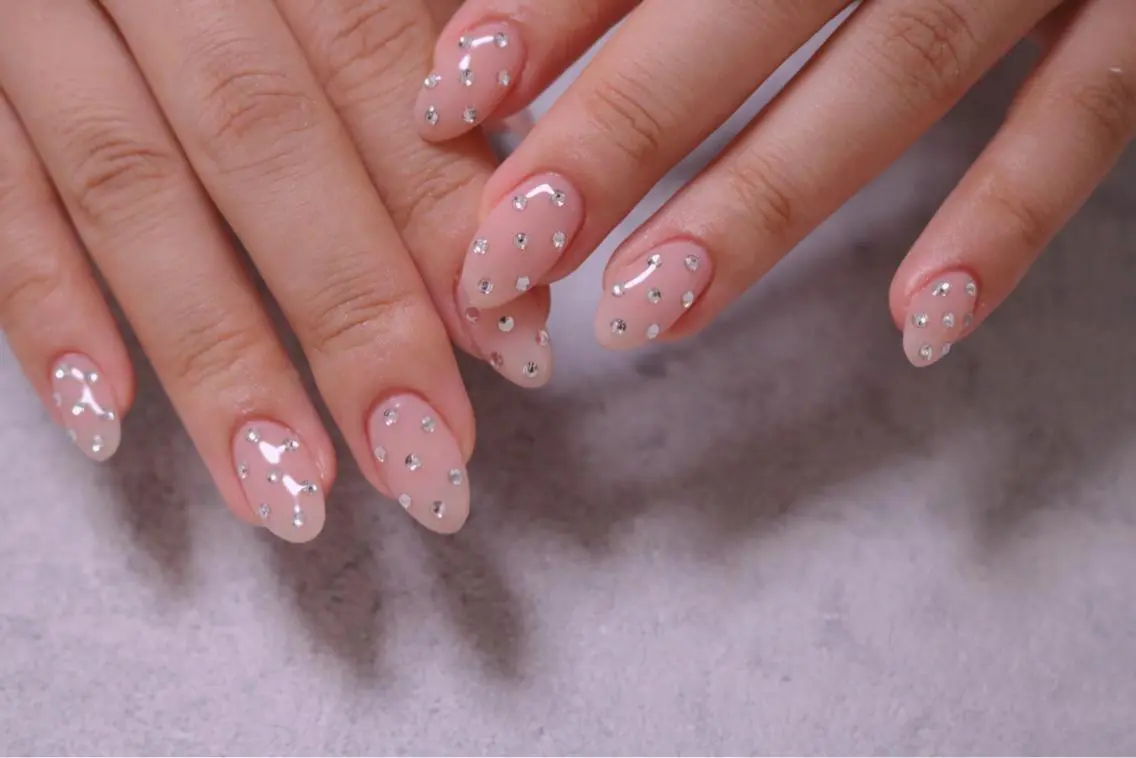 ネイル オーロラネイル カジュアル ジェルネイル マグネットネイル マットネイル ハンドネイル MH Nailのネイルデザイン