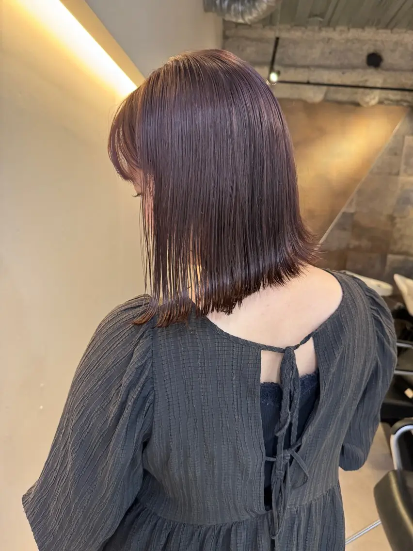ミディアム カット ヘアカラー トリートメント 三輪 恭平のヘアスタイル