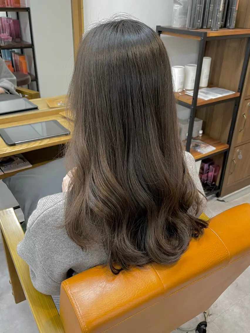 ロング 石川 理恵のヘアスタイル