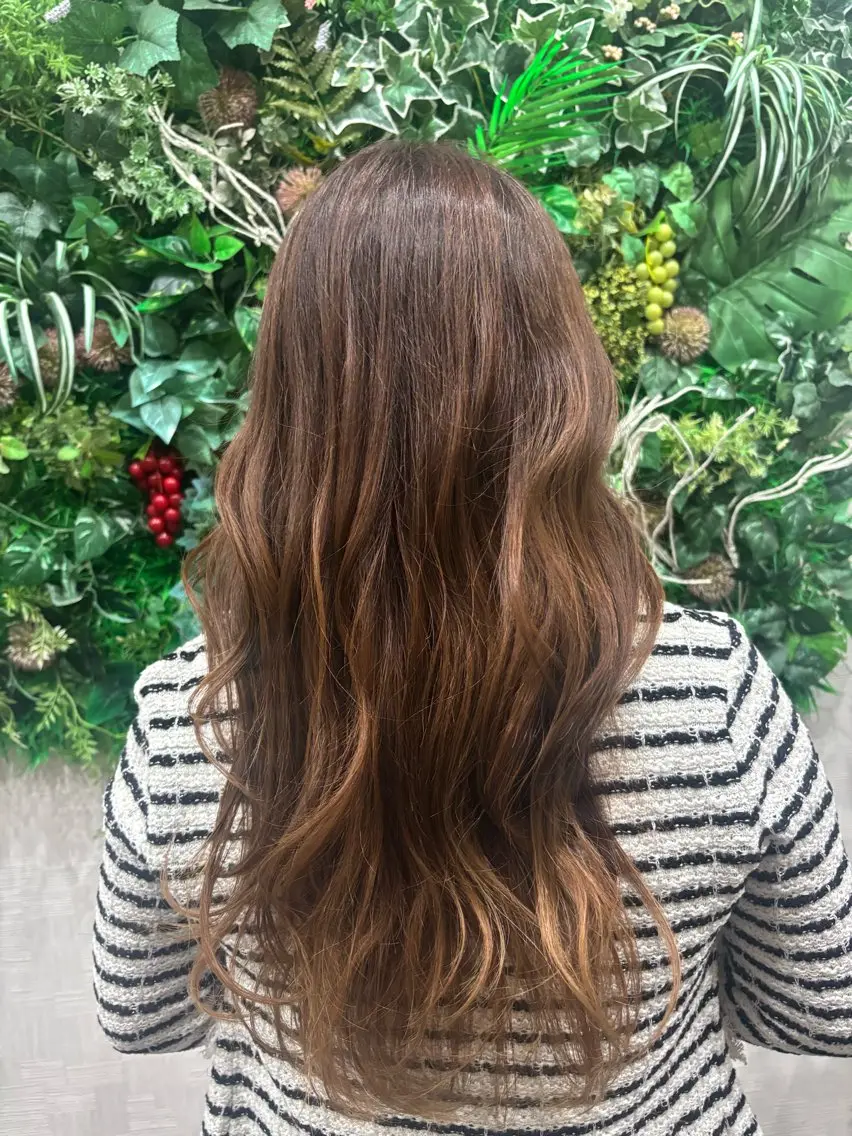 カラー N_plant 菊乃のヘアスタイル