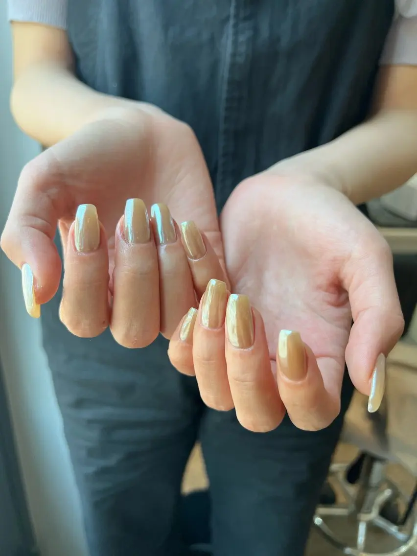 ネイル ミラーネイル Unica. SERINAのネイルデザイン
