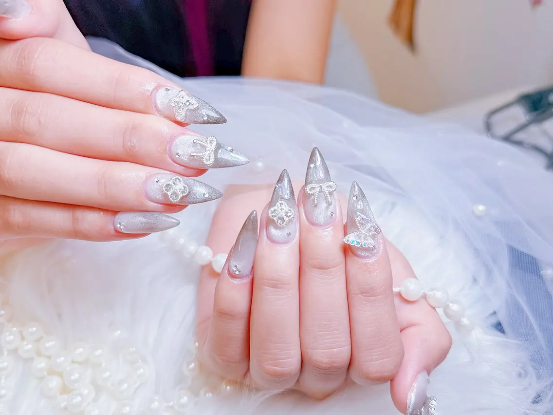 ネイル チークネイル 長さ出し フットネイル 韓国ネイル マグネットネイル ハンドネイル ハンドケア AN NAIL 高田馬場_HOAのネイルデザイン