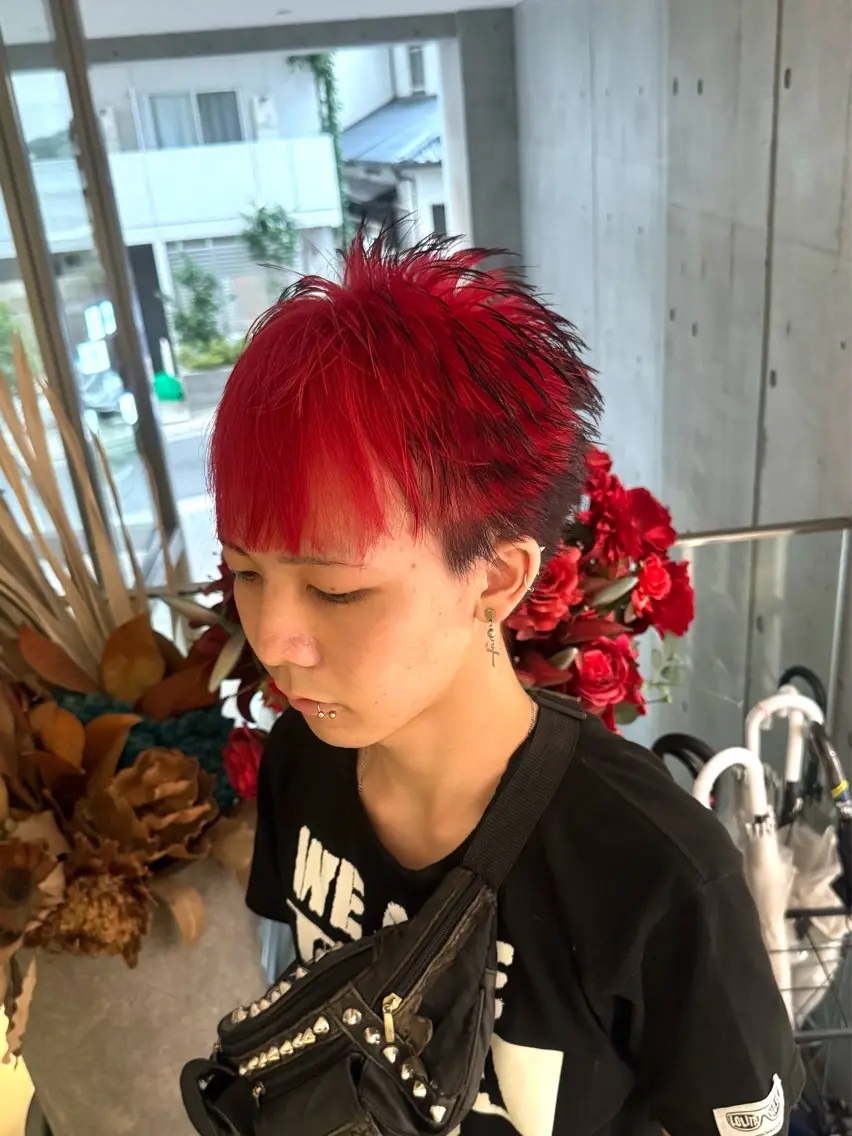 カラー メンズ メンズブリーチ ブリーチ デザインカラー レッドカラー ヘアカラー メンズカット /ブリーチ特化/僚汰のヘアスタイル