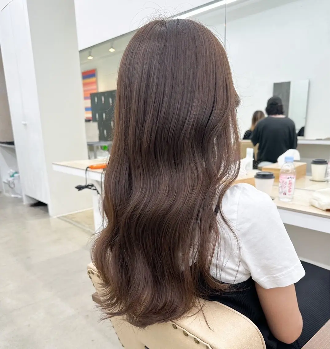 ロング ヘアカラー トリートメント 🫧透明感カラー🫧 大橋美優のヘアスタイル