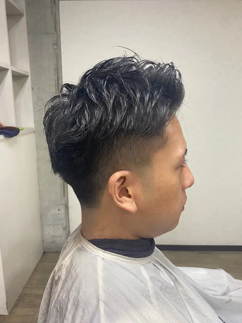 ショート メンズ フェードカット 中野 一哉のヘアスタイル