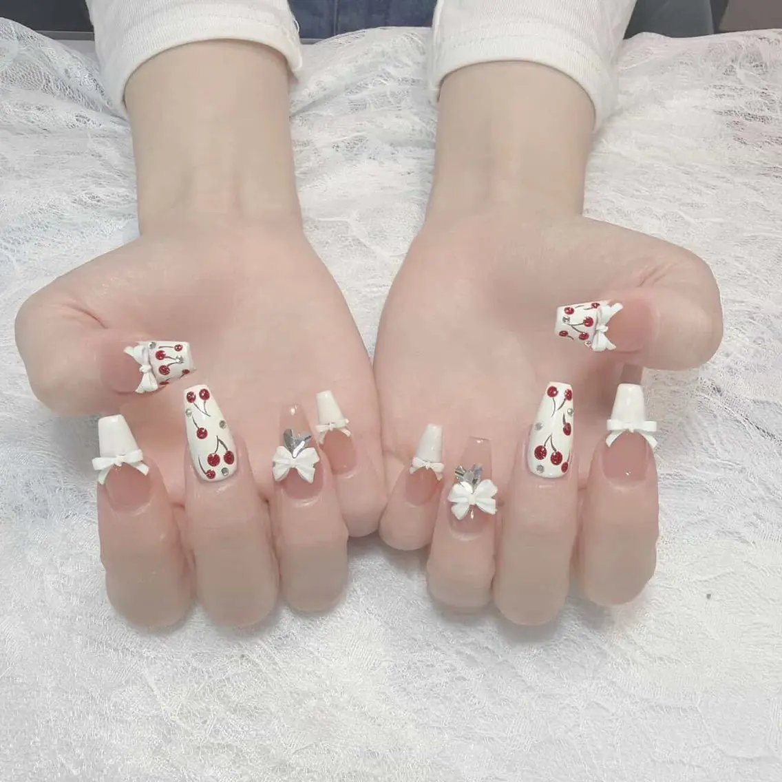 ネイル ハンドネイル LANA NAILのネイルデザイン
