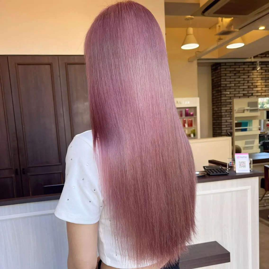 ロング カラー 渡邊 唯のヘアスタイル