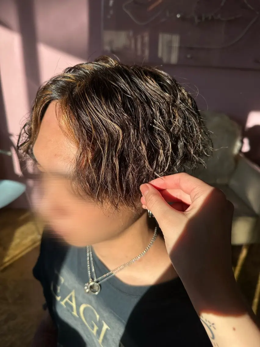 ショート ヘアカラー seira/ ハイトーン/艶カラーのヘアスタイル
