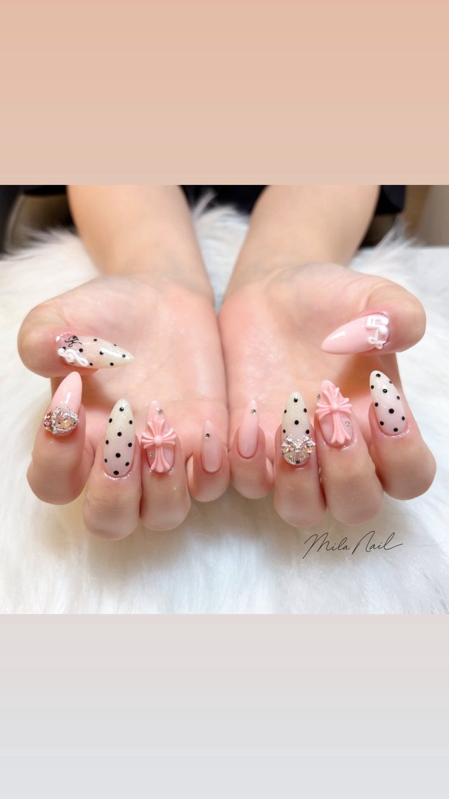 ネイル ロングネイル 持ち込み スカルプネイル ネイルチップ ハンドネイル Mila Nail🐈のネイルデザイン