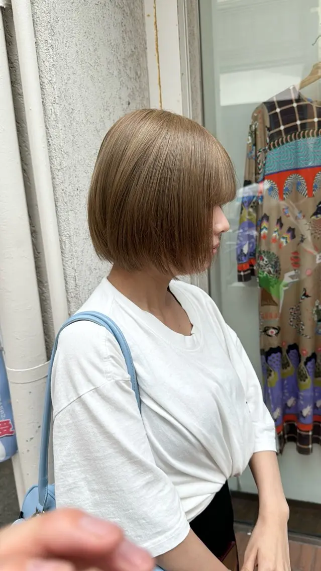 ⭐️当日限定⭐️ブリーチ1回⭐️Wカラー+クイックトリートメント✨の写真