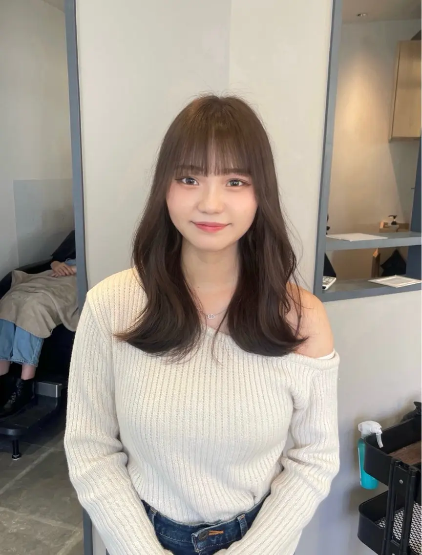 セミロング カラー カット ヘアカラー トリートメント 博多/髪質改善/レイ ヤー/縮毛矯正/れいのヘアスタイル