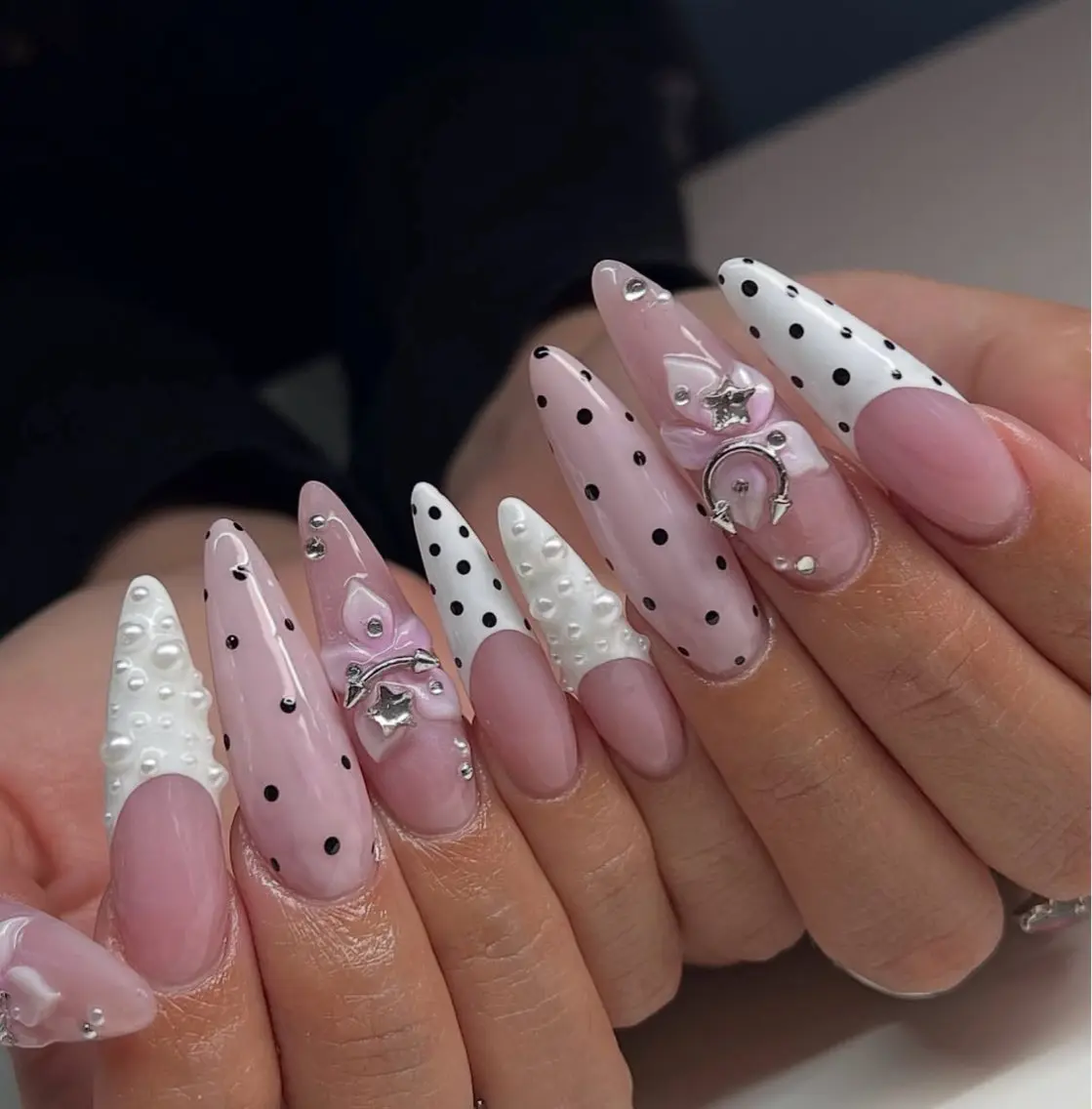ネイル ハンドネイル NiJi Nailsのネイルデザイン