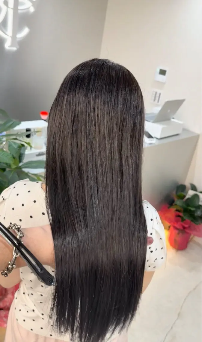 ロング ロング カット ヘアカラー トリートメント 飯星/池袋/透明感 カラー/縮毛矯正特化のヘアスタイル