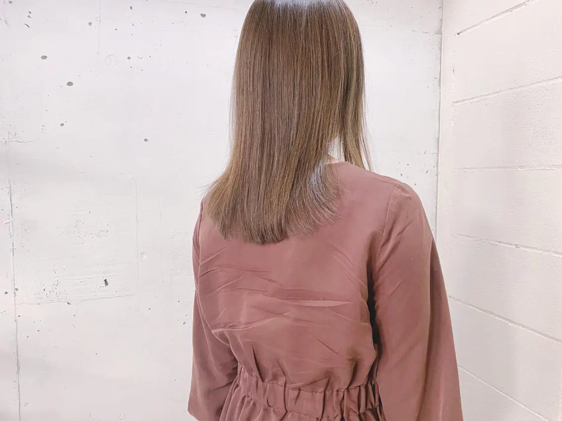 セミロング カラー オーナースタイリスト 佐藤のヘアスタイル