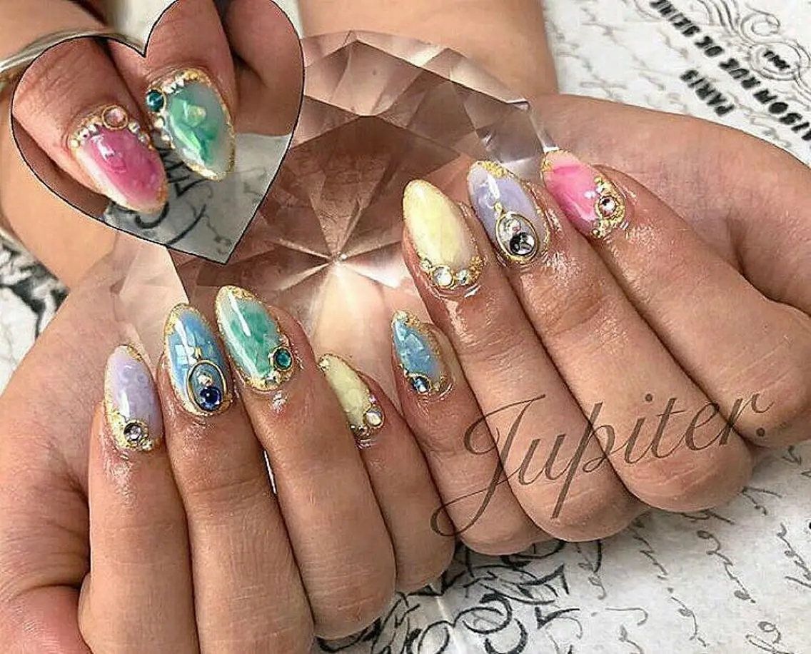 ネイル チークネイル 夏ネイル ハンドネイル Jupiter .のネイルデザイン