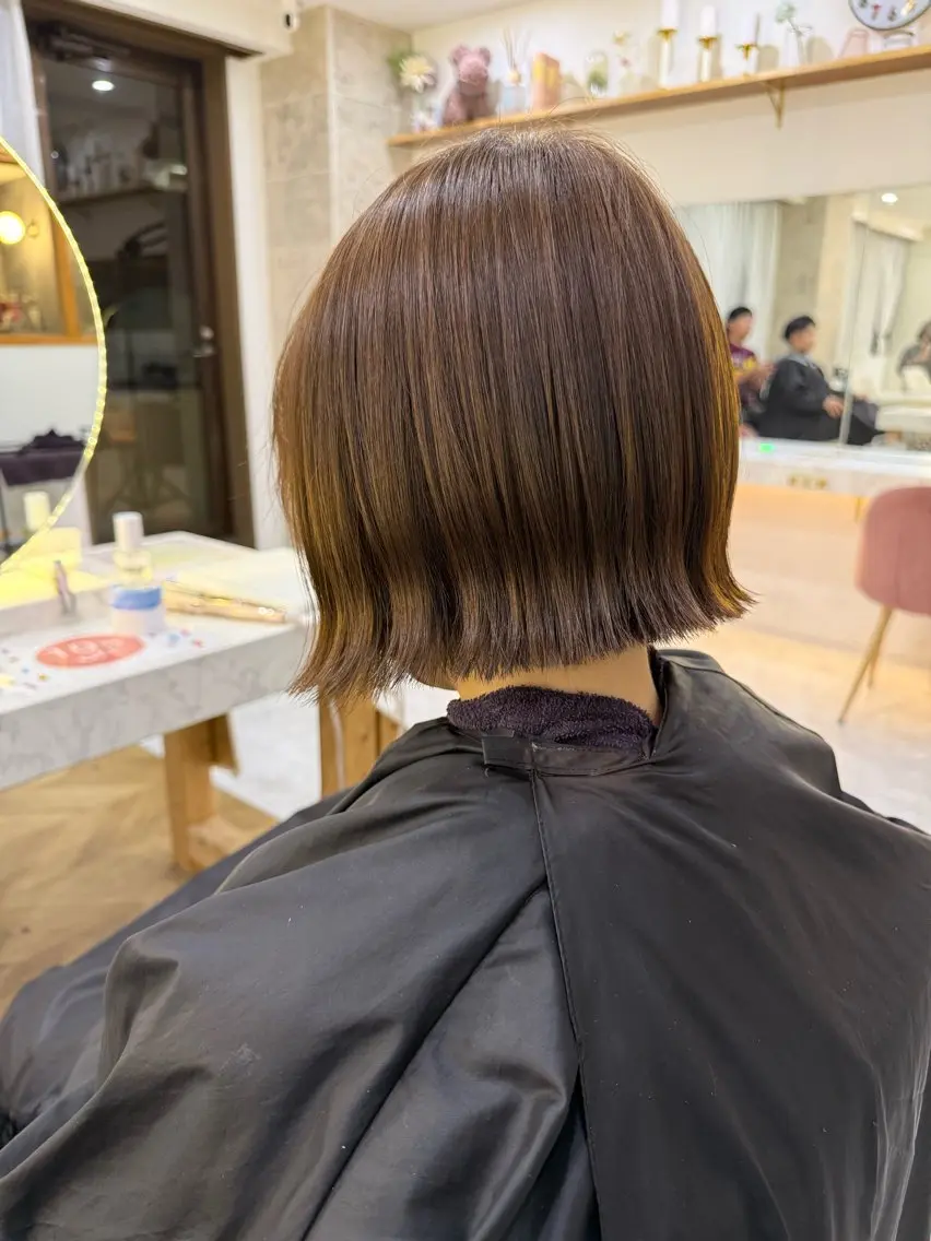 ショート カット ヘアカラー 小林 美月  透明感カラーのヘアスタイル