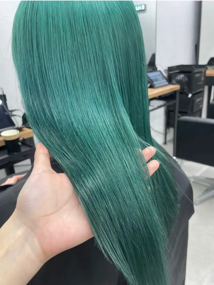 ロング カラー ハイトーン艶カラー/ MIZUKI🌟のヘアスタイル