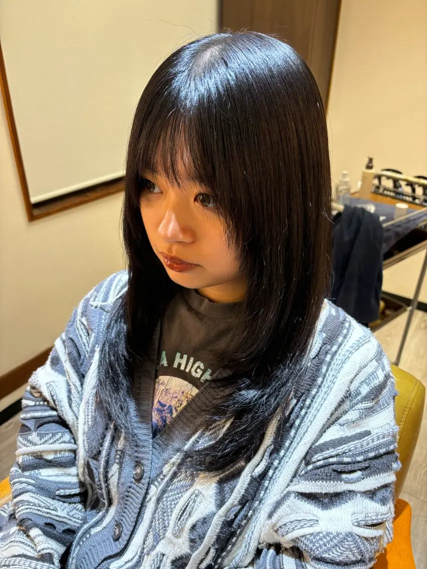 ロング 脇坂 歩夢のヘアスタイル