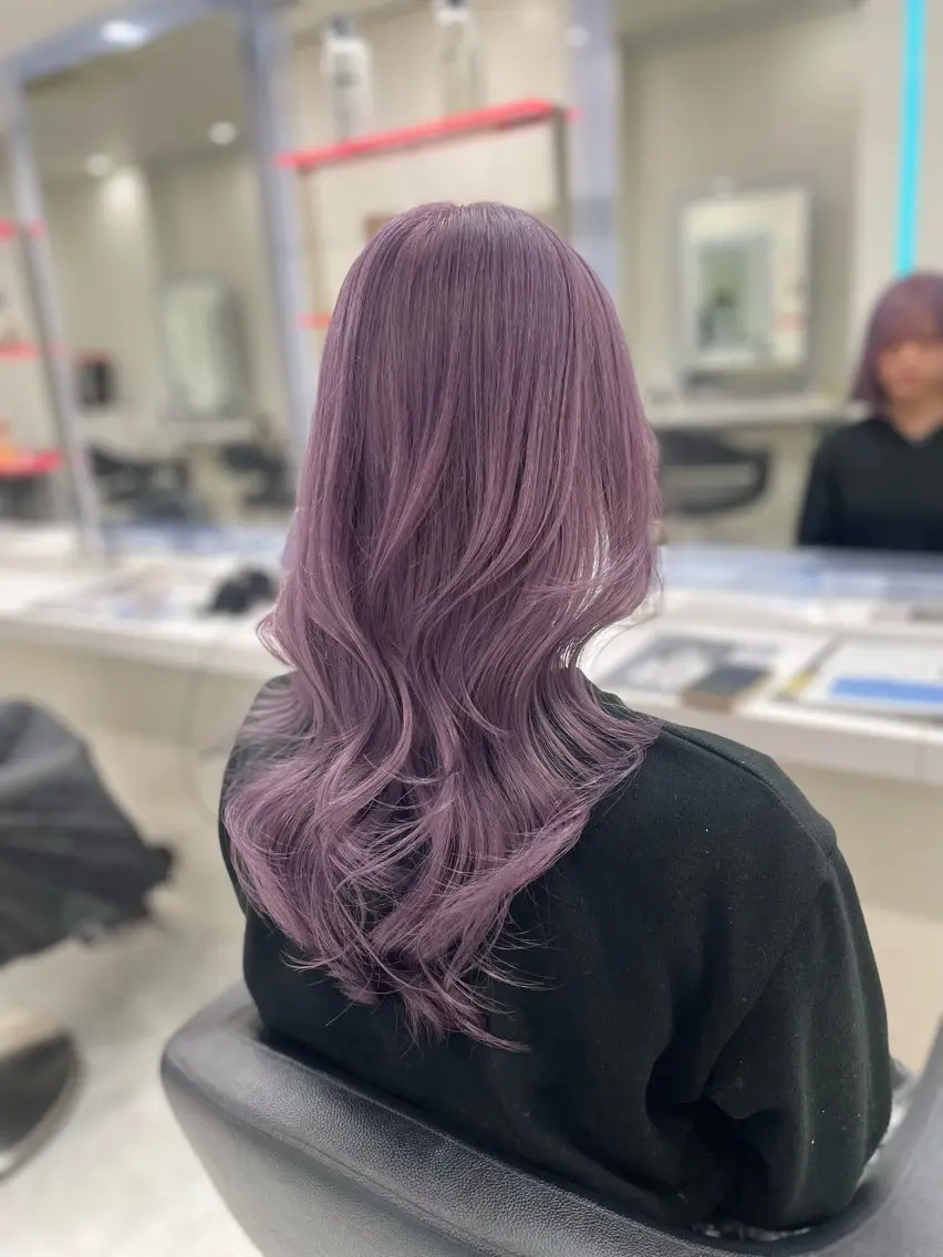 ロング カラー ヘアカラー 佐藤 笑瑠のヘアスタイル