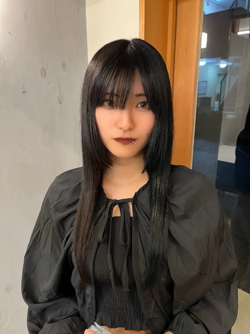 ロング カラー ナチュラル&ラフヘア 松尾 凌のヘアスタイル