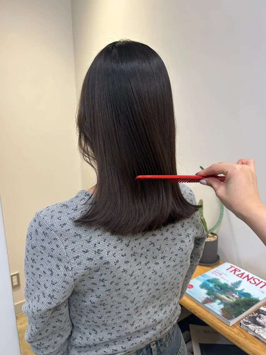 セミロング 村上 涼音のヘアスタイル