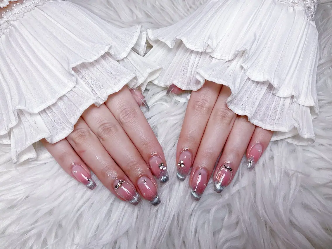 ネイル ハンドネイル 🍭Yun nail hyejin🌸のネイルデザイン