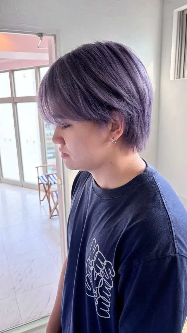 ショート カラー メンズ パープルカラー ヘアカラー レイン🌏🍀 透明感/ハイトーンのヘアスタイル