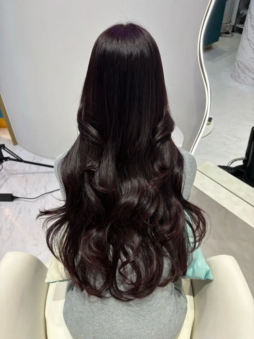 ロング カラー レッドカラー 韓国風ヘア 後藤 瑠菜のヘアスタイル