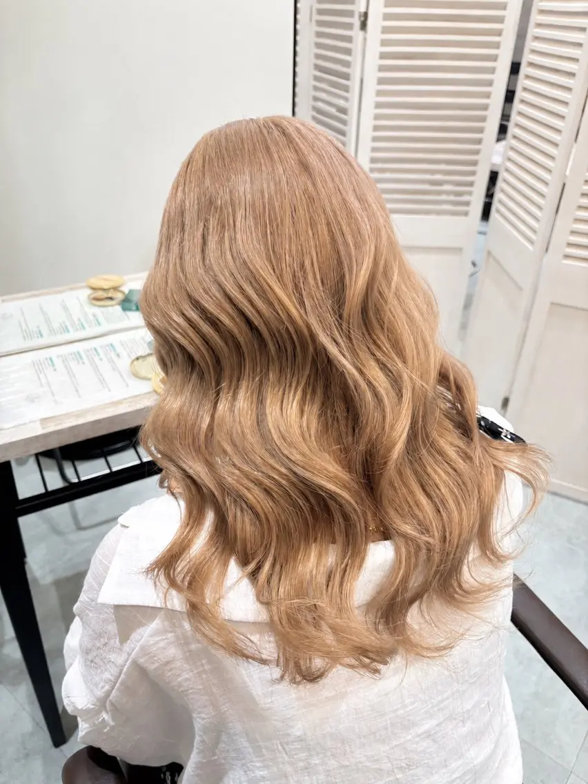 セミロング カラー 渡邊 礼侍のヘアスタイル