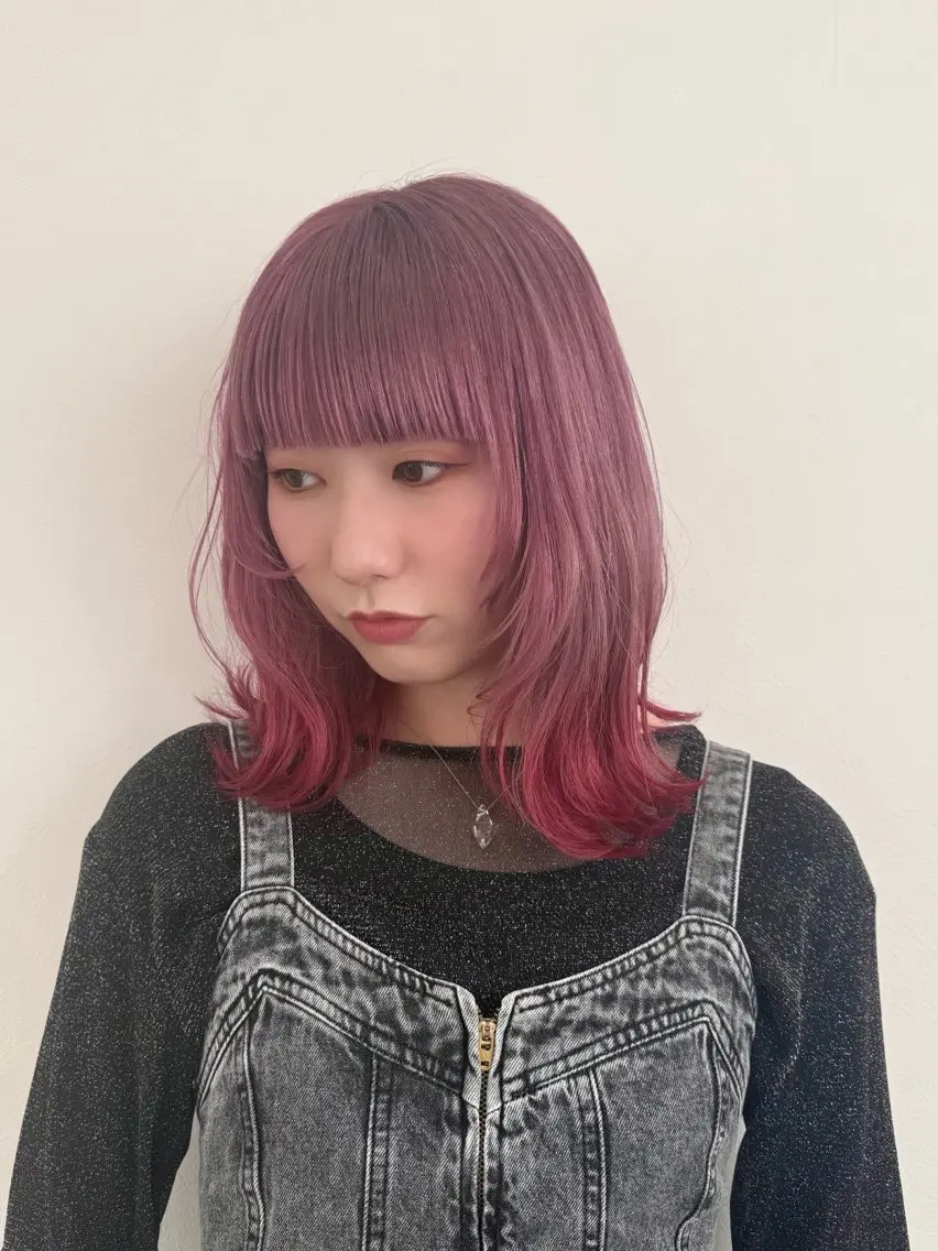 ミディアム カラー グラデーションカラー ピンクカラー 暖色カラー・メンズ 🫧Harukaのヘアスタイル