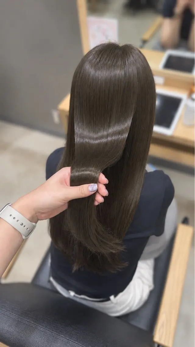 ロング カラー ヘアカラー トリートメント Inity／ きたい みゅうのヘアスタイル