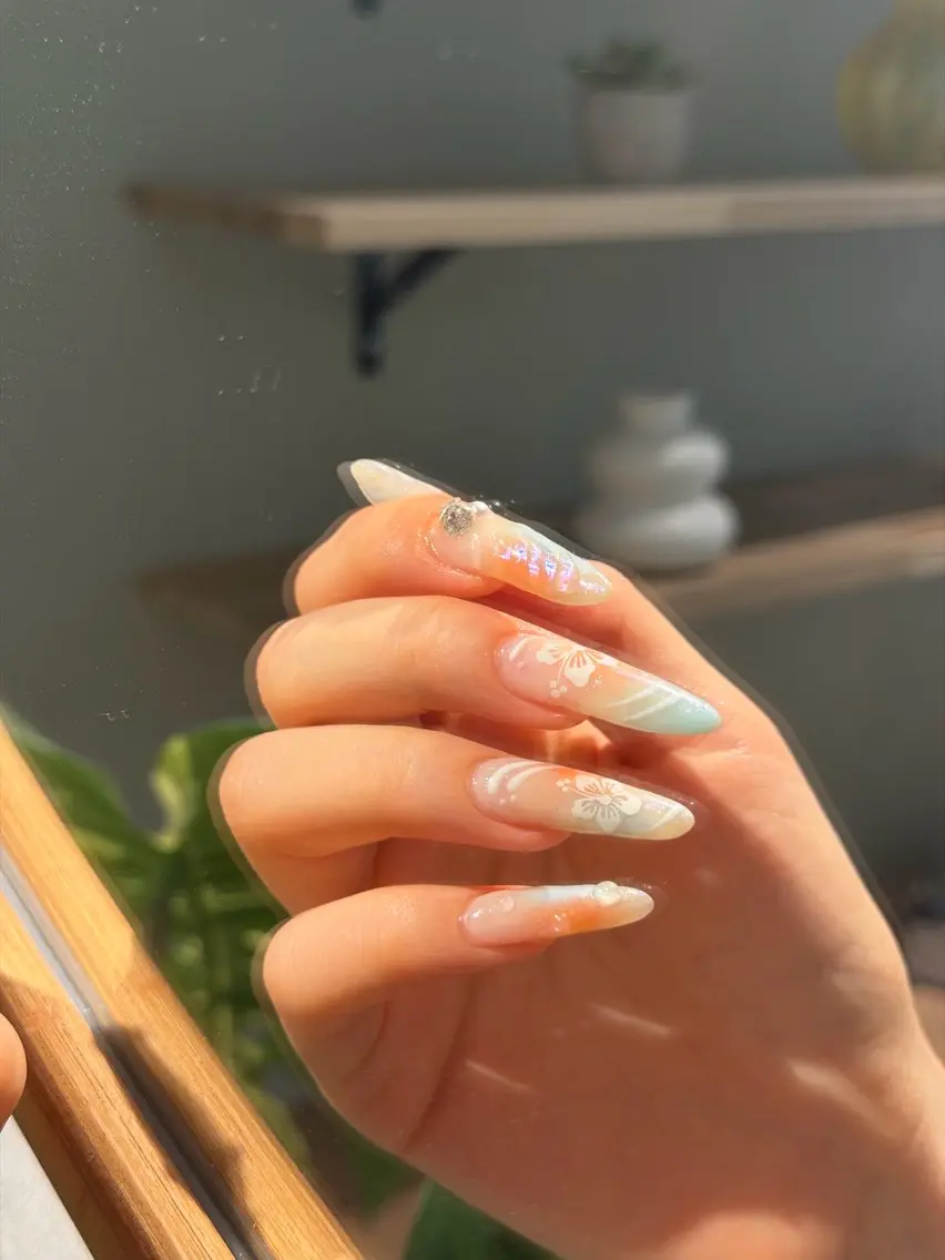 ネイル ロングネイル ニュアンスネイル ハンドネイル Ha RUのネイルデザイン