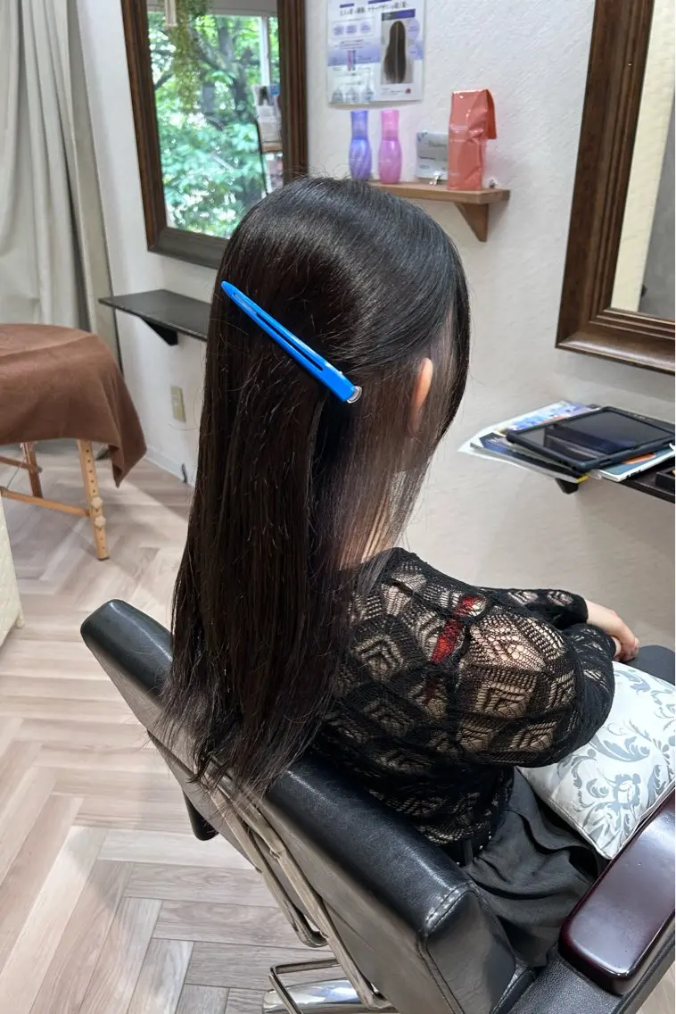 ロング カラー ブリーチ 原田 歩実のヘアスタイル