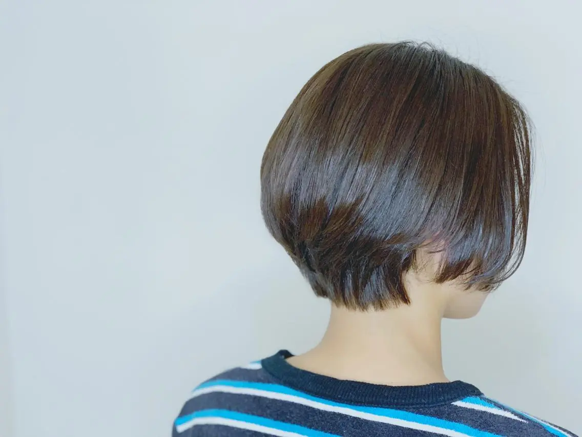 ショート カラー ボブ 赤み消しカラー /透明感カラー 上長のヘアスタイル