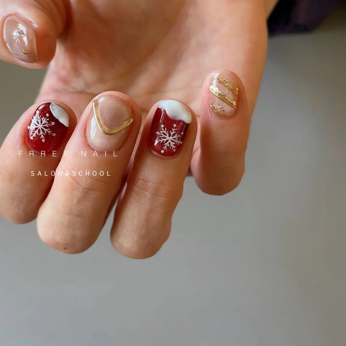 ネイル 冬ネイル クリスマス ハンドネイル フットネイル freex nail /ニュアンス/個性派のネイルデザイン