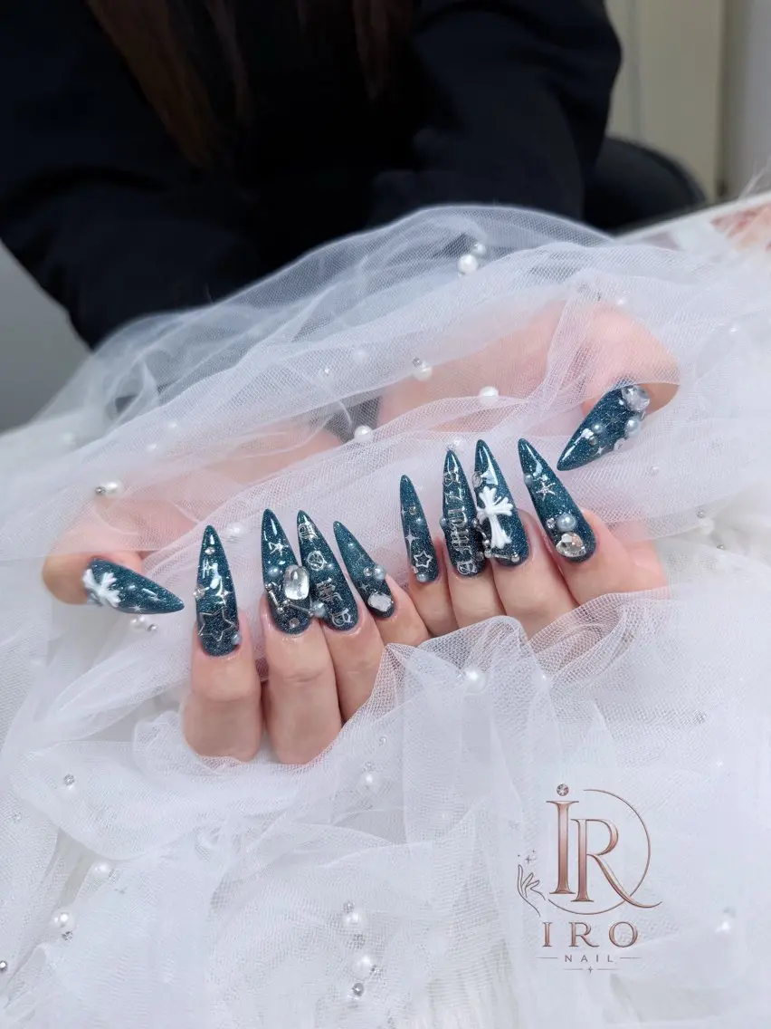 ネイル ハンドネイル IRO NAIL FUNABASHIのネイルデザイン