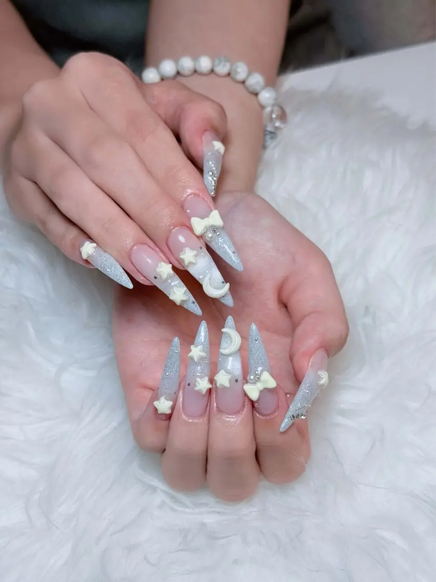 ネイル チークネイル ドット フレンチネイル グラデーション ハート ハンドネイル Julli NailStudioのネイルデザイン