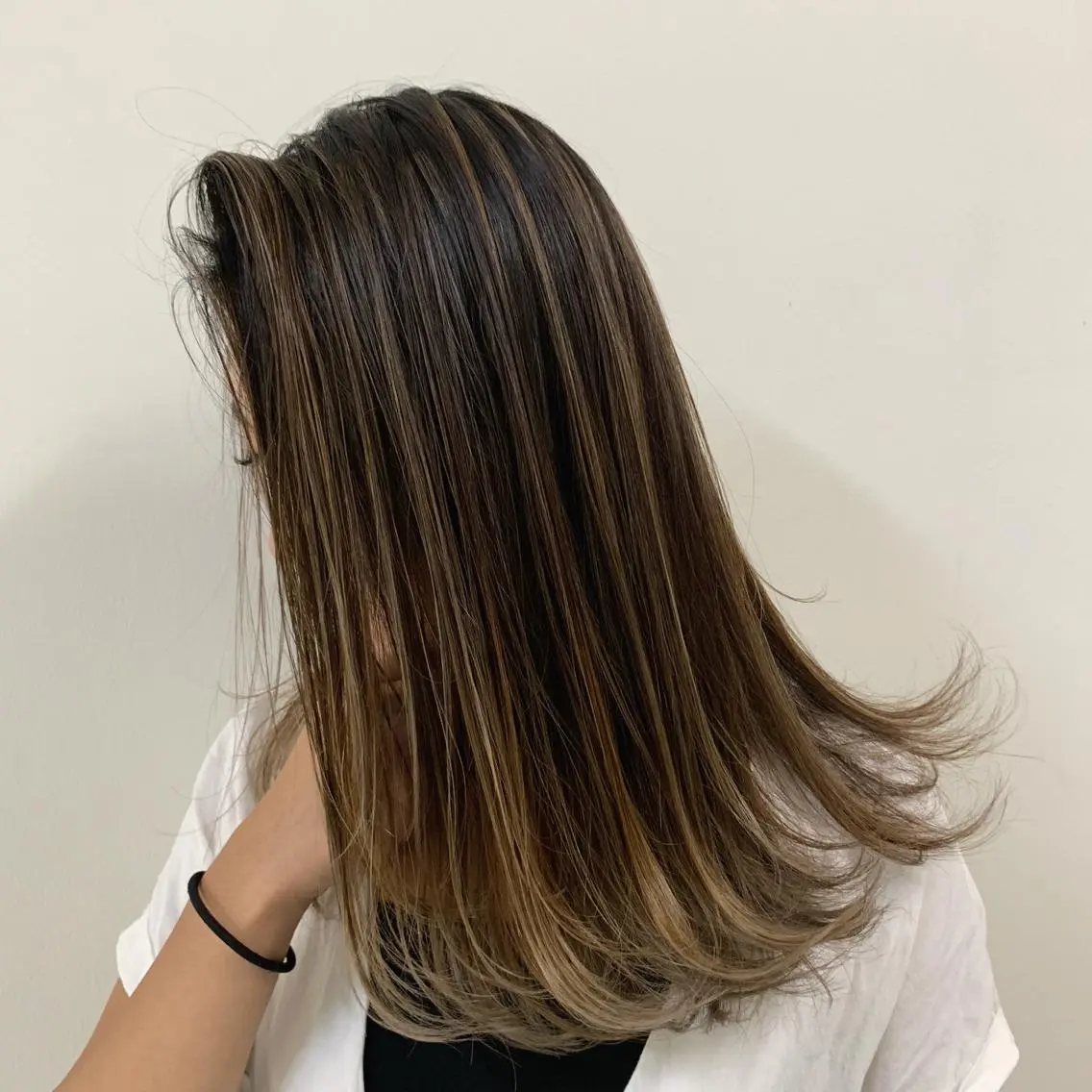 ミディアム ハイライト 髪質改善 Daisukiのヘアスタイル