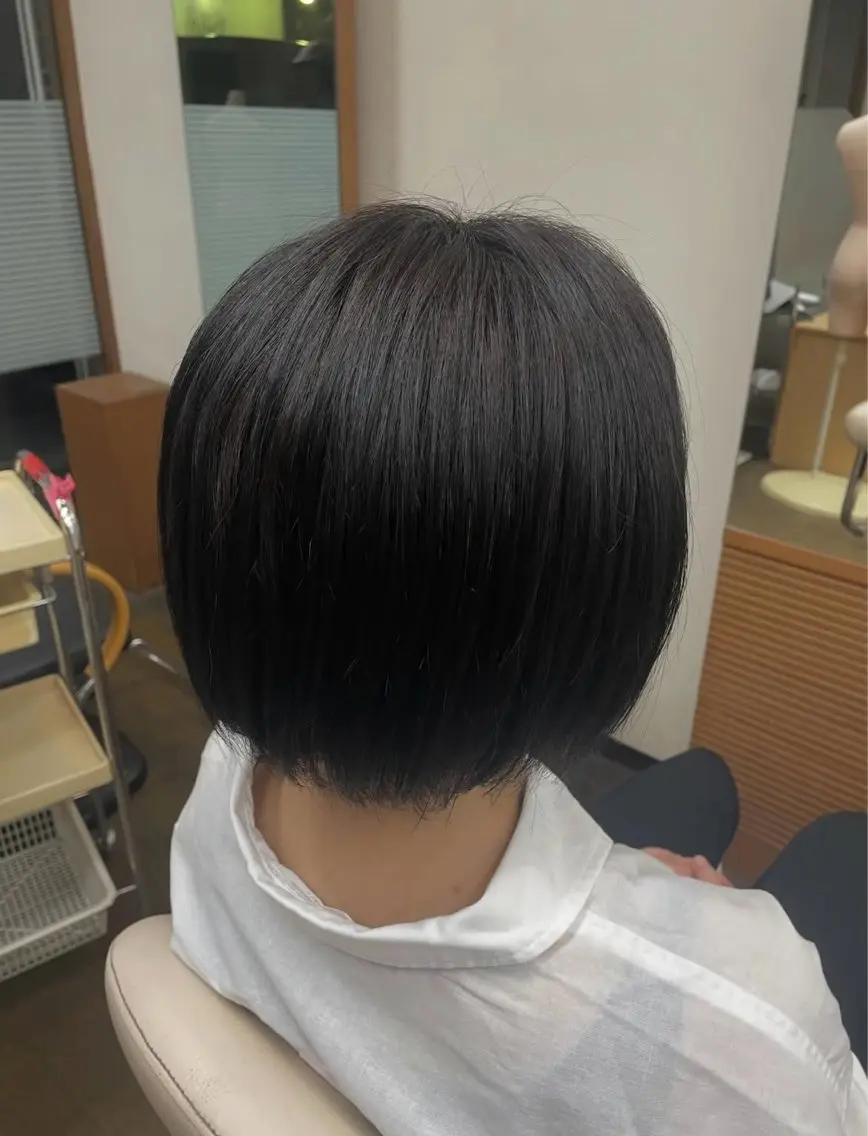 ショート ヘアカラー 髙橋 咲希のヘアスタイル