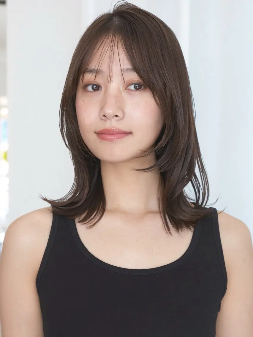 セミロング カット ヘアカラー Modek's 西宮 akariのヘアスタイル